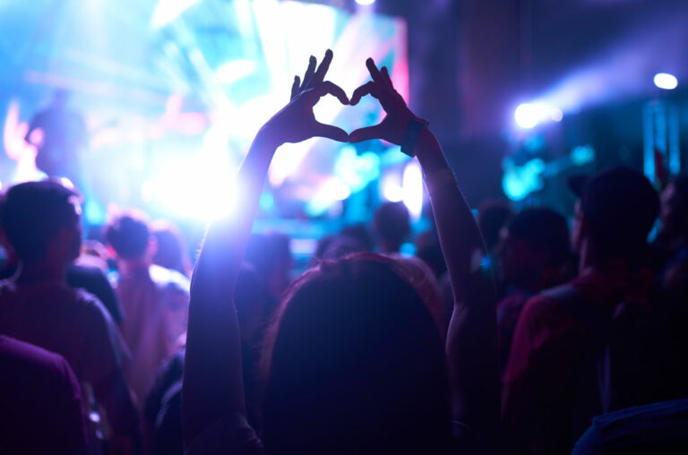 Vind partoutbilletter til Rock Under Broen 2025