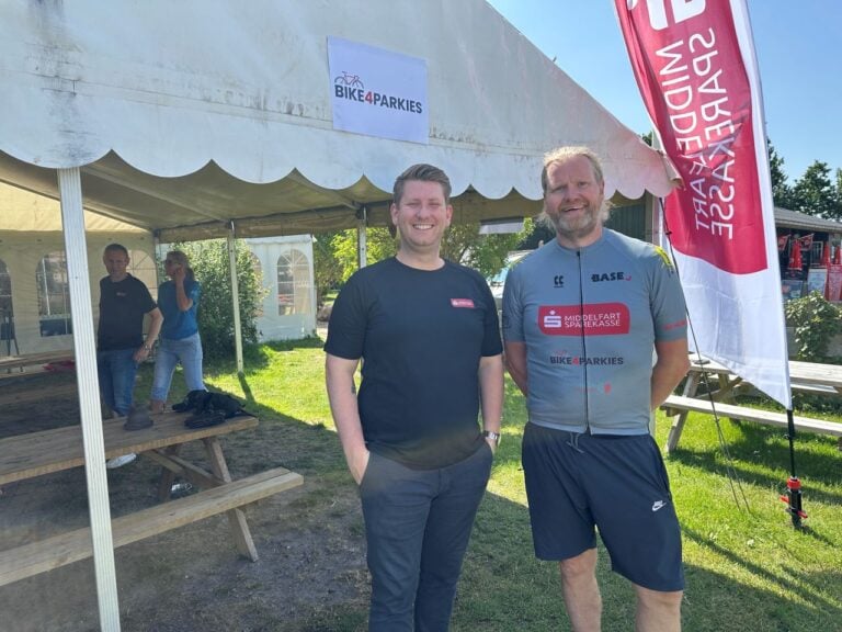 Alvorlig sygdom udfordres af smil, glæde og cykling