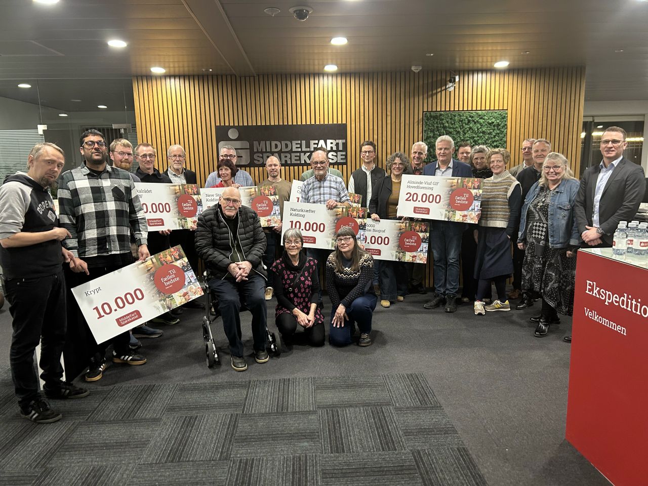 Middelfart Sparekasse i Kolding har netop delt 100.000 kroner fra Fællesskabspuljen ud til unikke fællesskaber i lokalområdet.