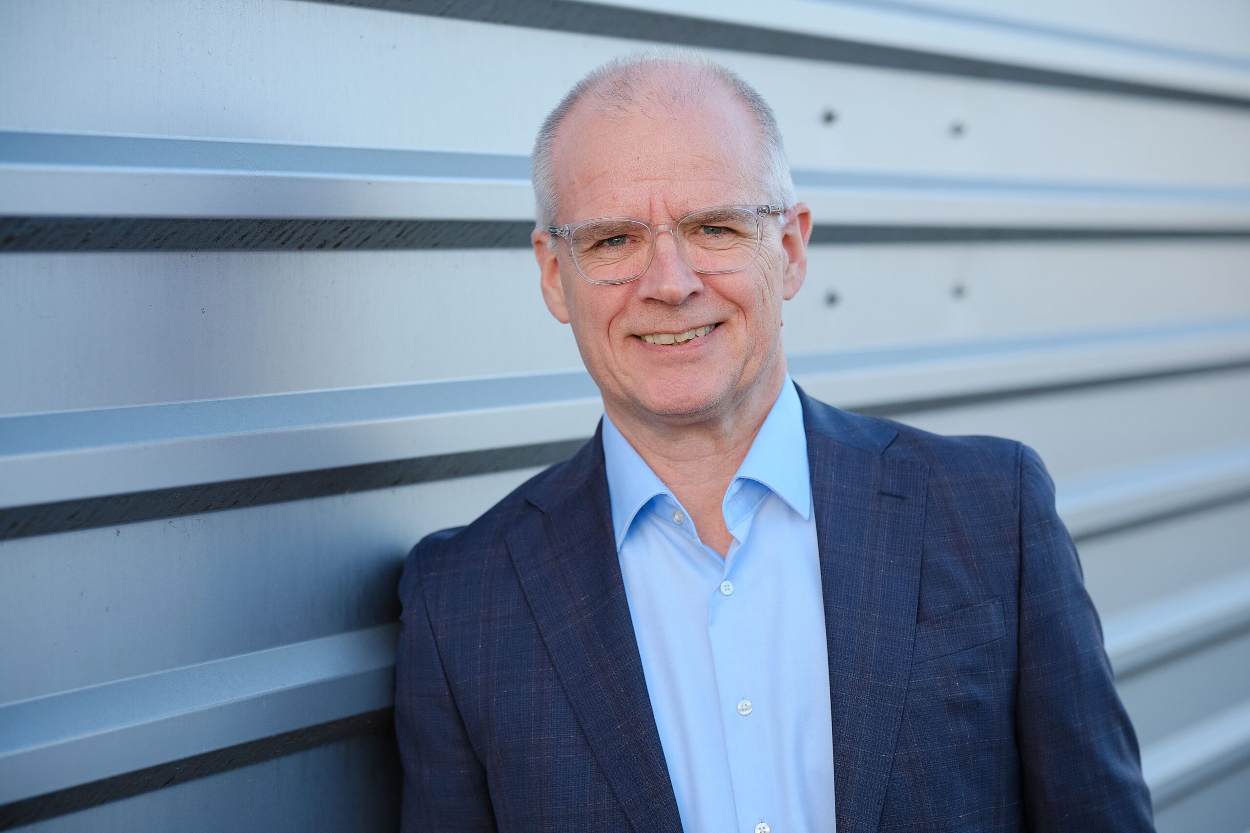 Henrik H. Sørensen forstærker erhvervsholdet hos Middelfart Sparekasse i Hedensted-Horsens, og souschefen er en rutineret herre.