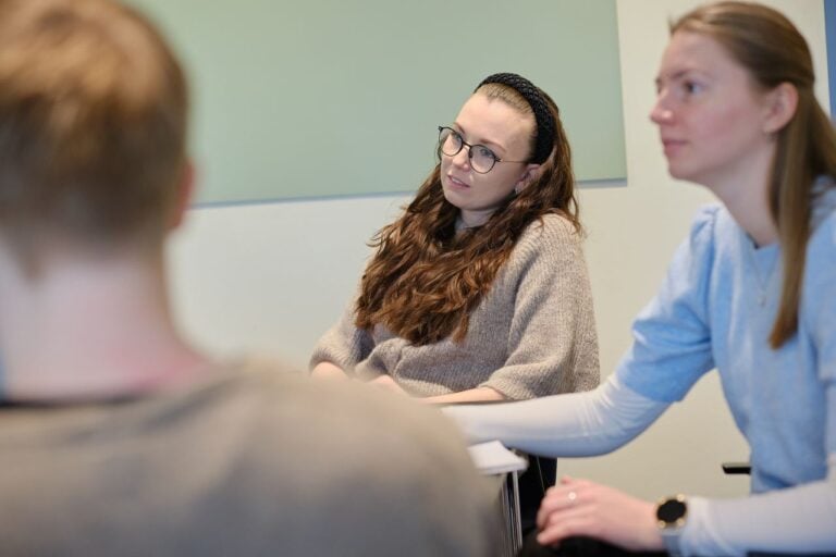 Hvem tæller? Her kan en elev være både 24 og 49 år